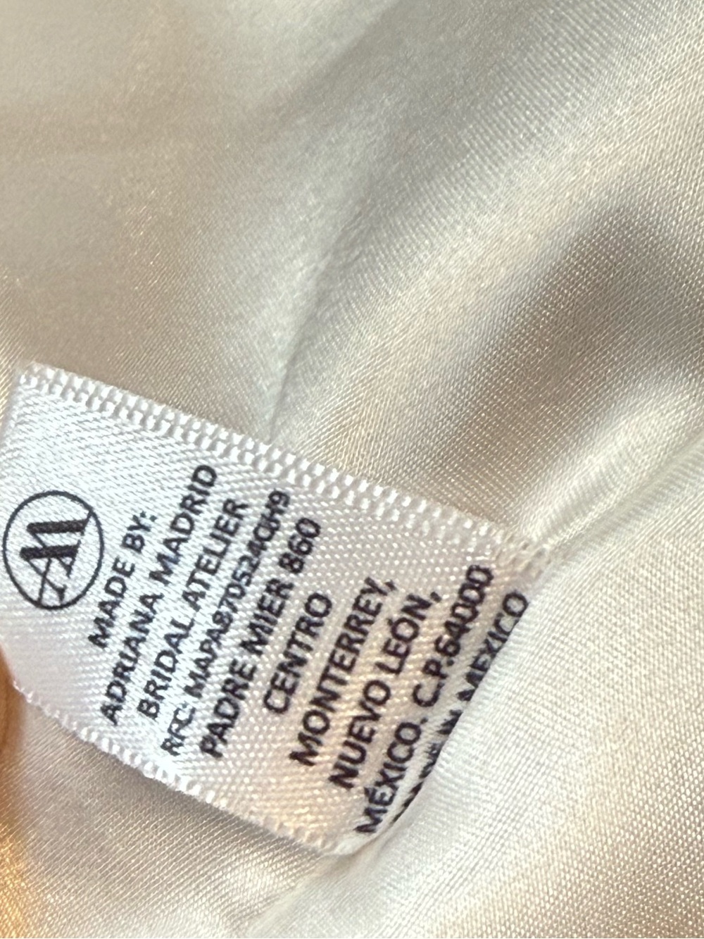 ADRIANA MADRID Frida Wedding Dress Size 10 - Picture 13 of 13